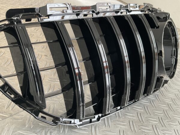GT Panamericana Grill Mercedes C Klasse W205 Facelift 17-21 Camera Zwart Grille W205-FL