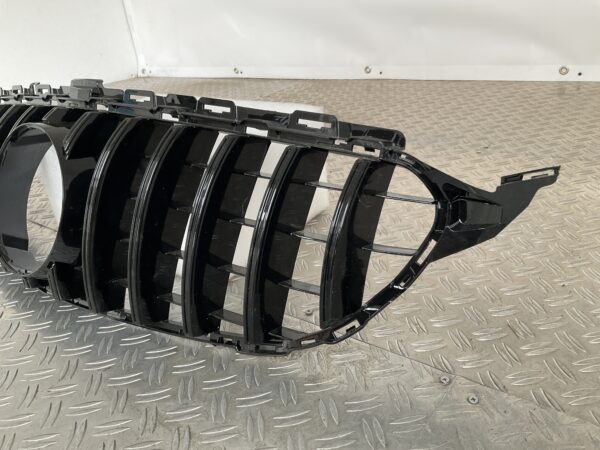 Grill Mercedes C Klasse W205 14-17 Panamericana GT Grille Zwart W205