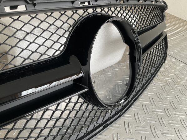 Grill Mercedes W205 C Klasse C43 Hoogglans AMG-line AMG Look Zwart Grille W205-C43