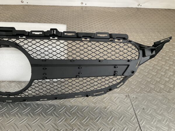 Grill Mercedes W205 C Klasse C43 Hoogglans AMG-line AMG Look Zwart Grille W205-C43