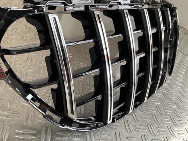Grill Mercedes C Klasse W205 C63 Facelift 17-21 Panamericana GT Grille Camera Chrome W205-C63