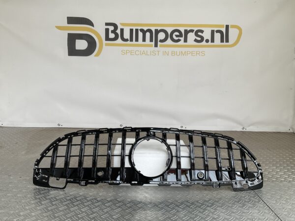 Grill Mercedes C Klasse W206 22-25 GT Panamericana Grille Camera Zwart W206