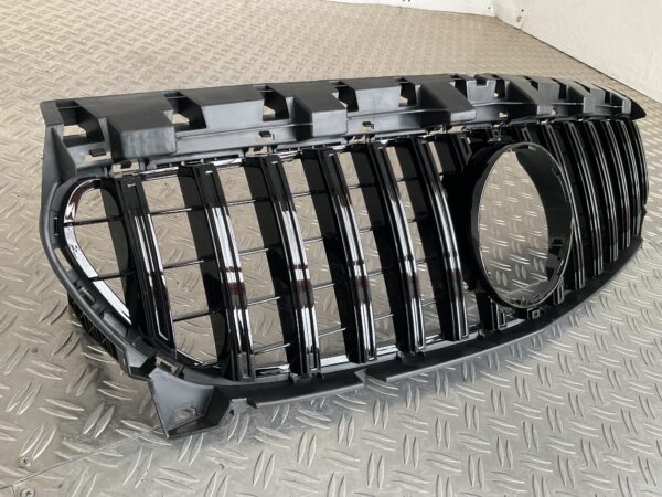 Grill Mercedes CLA Klasse W117 13-16 GT Panamericana Grille Zwart W117-B