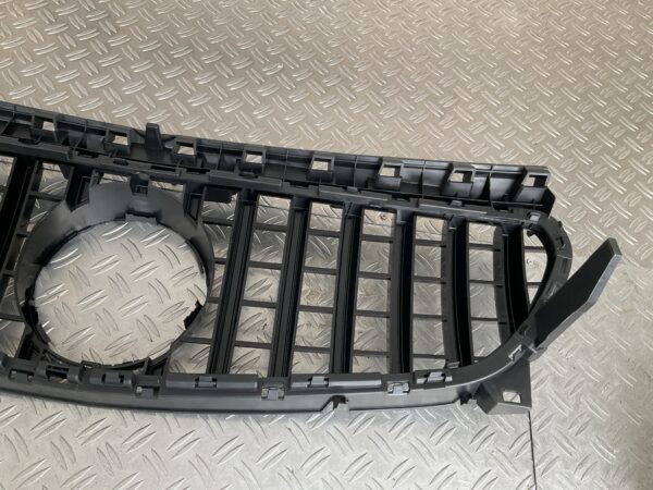 Grill Mercedes CLA Klasse W117 13-16 GT Panamericana Grille Zwart W117-B