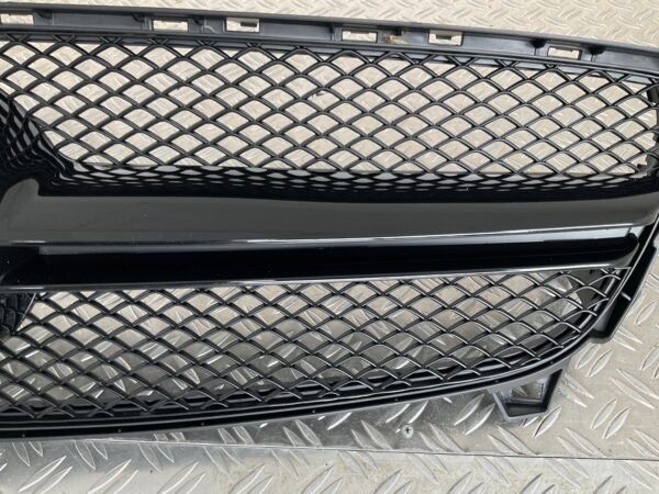 Grill Mercedes A Klasse W176 A45 AMG Facelift16-19 Hoogglans Grille Zwart W176-A45