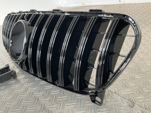 Grill Mercedes GLA Klasse W156 Facelift 16-19 GT Panamericana Grille Zwart W156-FL