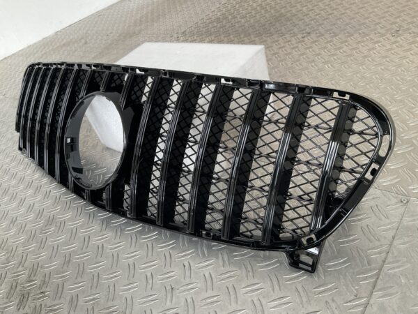 Grill Mercedes GLA Klasse W156 13-16 GT Panamericana Grille Zwart W156