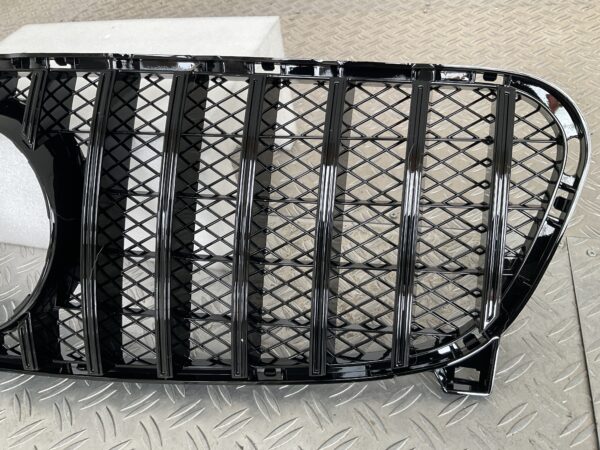 Grill Mercedes GLA Klasse W156 13-16 GT Panamericana Grille Zwart W156