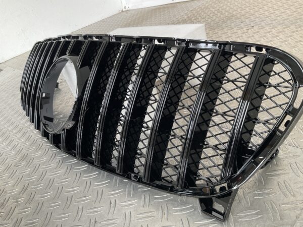 Grill Mercedes GLA Klasse W156 13-16 GT Panamericana Grille Zwart W156