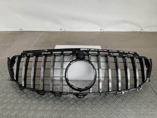 Grill GT Panamericana Mercedes E Klasse W213 16-21 Grille Camera Chrome W213