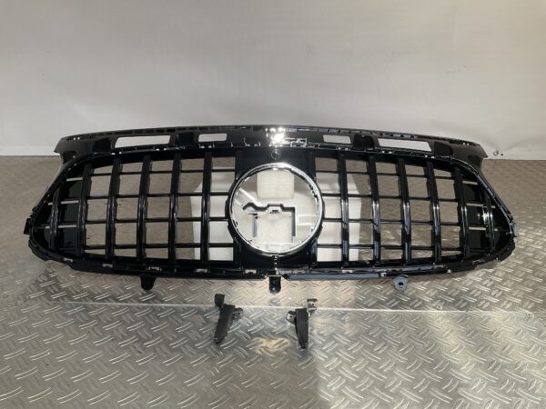 Grill Mercedes GLA Klasse H247 GT Panamericana Grille Camera Zwart H247-B