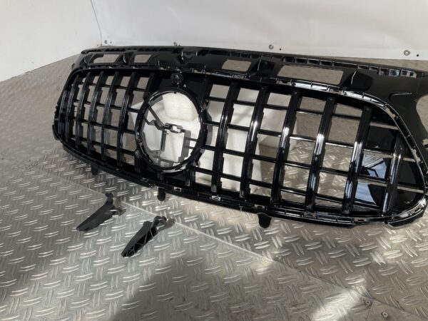 Grill Mercedes GLA Klasse H247 GT Panamericana Grille Camera Zwart H247-B