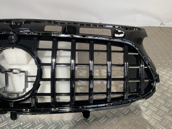 Grill Mercedes GLA Klasse H247 GT Panamericana Grille Camera Zwart H247-B