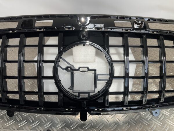 Grill Mercedes GLA Klasse H247 GT Panamericana Grille Camera Zwart H247-B