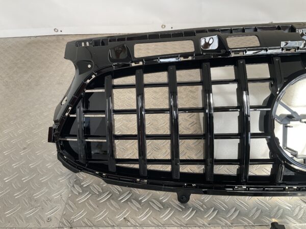 Grill Mercedes GLA Klasse H247 GT Panamericana Grille Camera Zwart H247-B