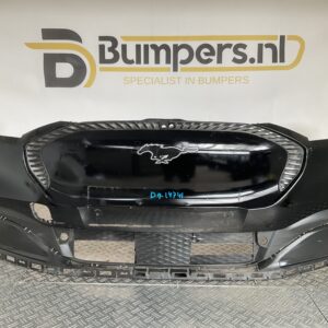 Bumper Ford Mustang Mach-E LJ8B-17E857-A Voorbumper D9-14741