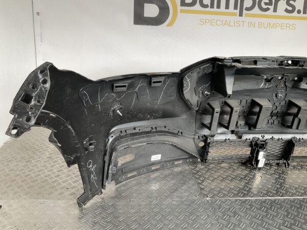 Bumper Ford Mustang Mach-E LJ8B-17E857-A Voorbumper D9-14741