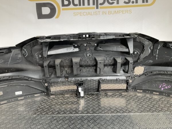 Bumper Ford Mustang Mach-E LJ8B-17E857-A Voorbumper D9-14741