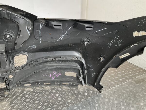 Bumper Ford Mustang Mach-E LJ8B-17E857-A Voorbumper D9-14741