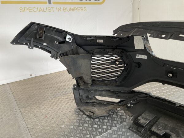 Bumper Jaguar E-Pace EPace x540 17- J9C3-17F003-C Voorbumper B9-14742z