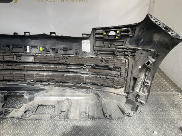 Bumper Range Rover Vogue HSE L460 22-25 M8E2-17F003-A Voorbumper B9-14746z