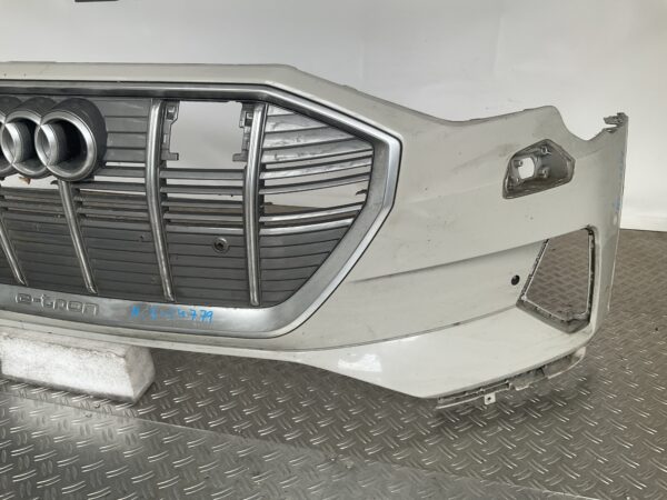 Bumper Audi E Tron E-Tron 4KE 4KE807437 Voorbumper H5-14779z