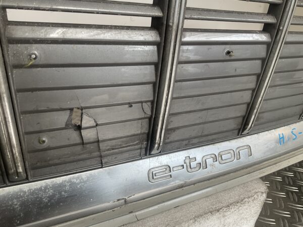 Bumper Audi E Tron E-Tron 4KE 4KE807437 Voorbumper H5-14779z