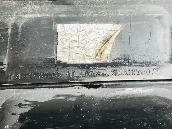 Bumper Peugeot 3008 16-21 4xpdc 9811865077 Achterbumper 1-F9-14504z