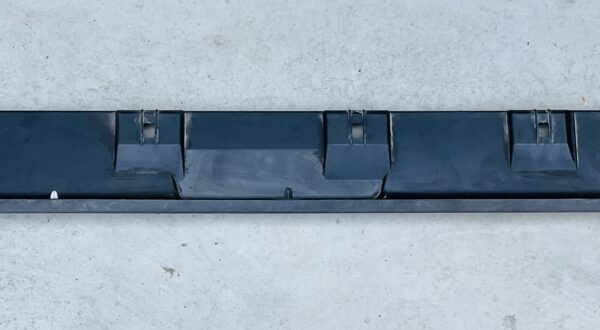Dorpel Dacia Sandero 764197469R  Linker Zijskirt RE-21384