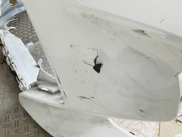 Bumper Toyota Yaris 2019-2023 52119-0DA00 Voorbumper 2-D3-z