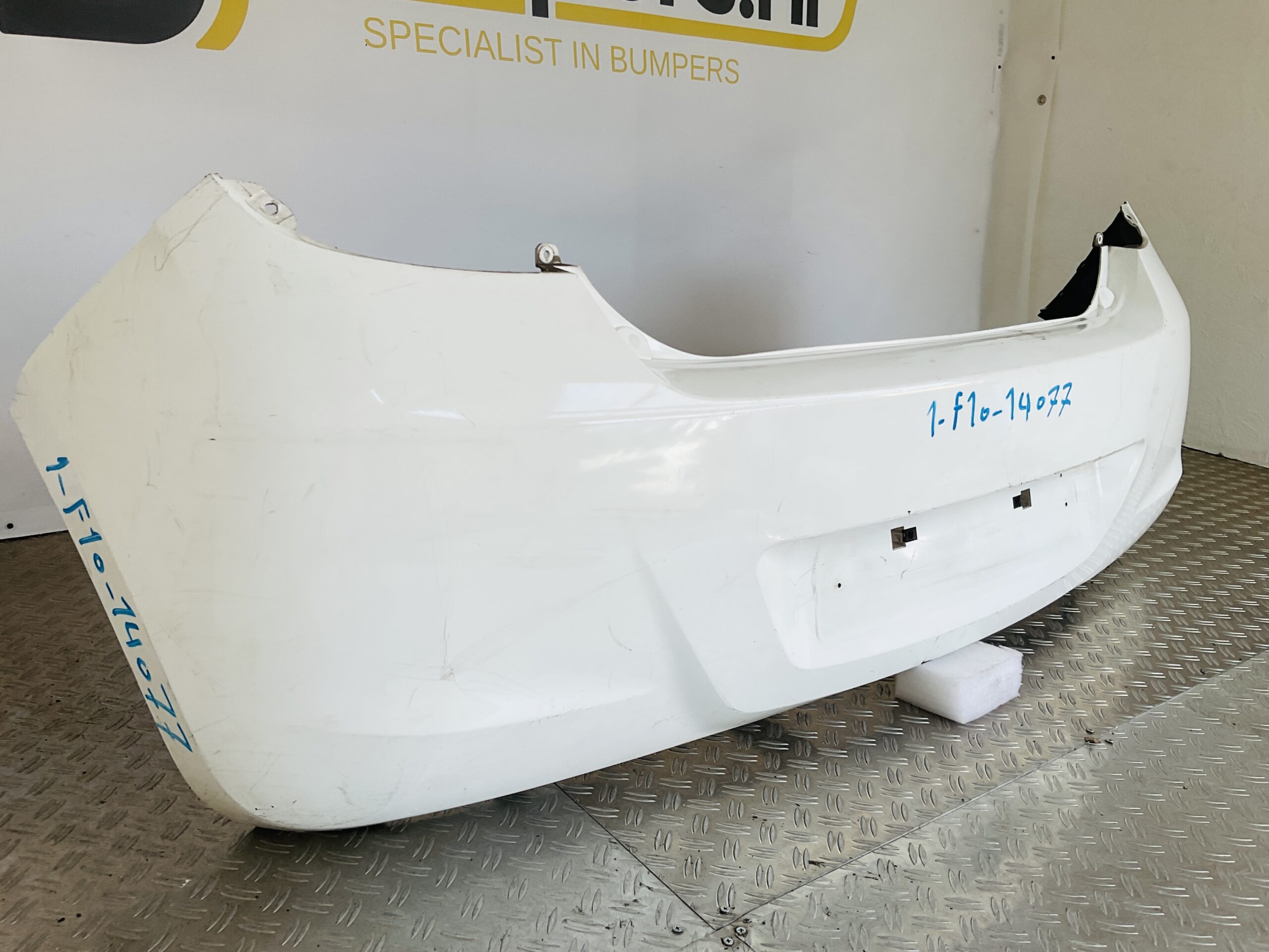 Bumper Hyundai i20 86611-1J000 Achterbumper 1-F10-14077z