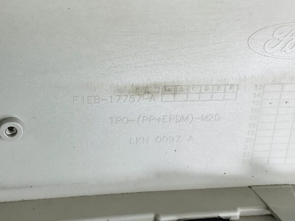 Bumper Ford Focus MK3 Facelift 14-18 F1EB-17757-A Voorbumper 1-D3-14642z