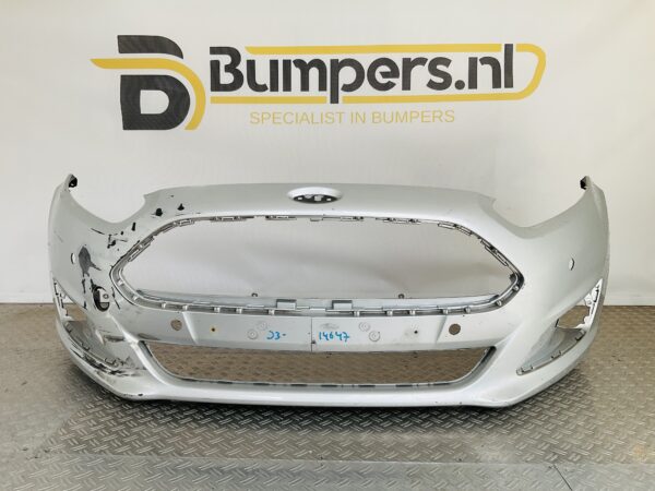 Bumper Ford Fiesta MK7 13-16 pdc C1BB-17757-A Voorbumper 1-D3-14647z