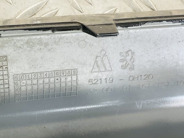 Bumper Peugeot 107 Facelift 11-14 52119-0H120 Voorbumper 2-J1-14619z