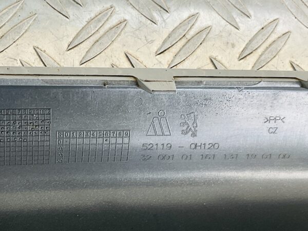 Bumper Peugeot 107 Facelift 11-14 52119-0H120 Voorbumper 2-J1-14620z