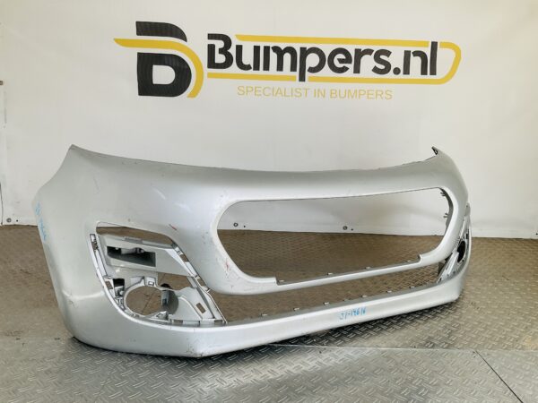 Bumper Peugeot 107 Facelift 11-14 52119-0H120 Voorbumper 2-J1-14616z