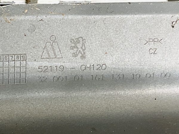 Bumper Peugeot 107 Facelift 11-14 52119-0H120 Voorbumper 2-J1-14617z