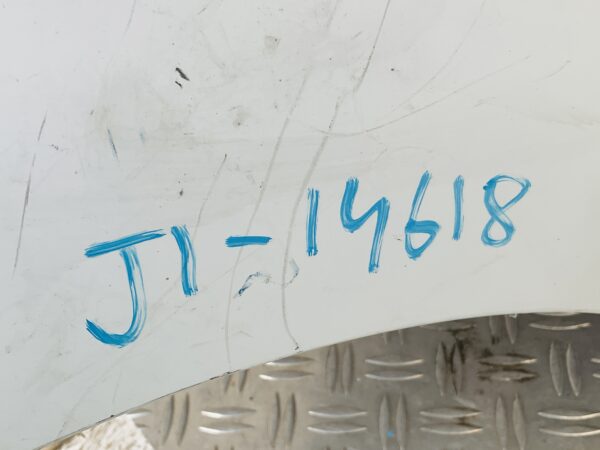 Bumper Peugeot 107 Facelift 11-14 52119-0H120 Voorbumper 2-J1-14618z