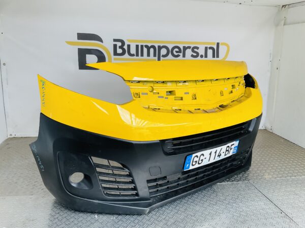 Bumper Opel Vivaro 9833129877 Voorbumper 1-G5-14451z