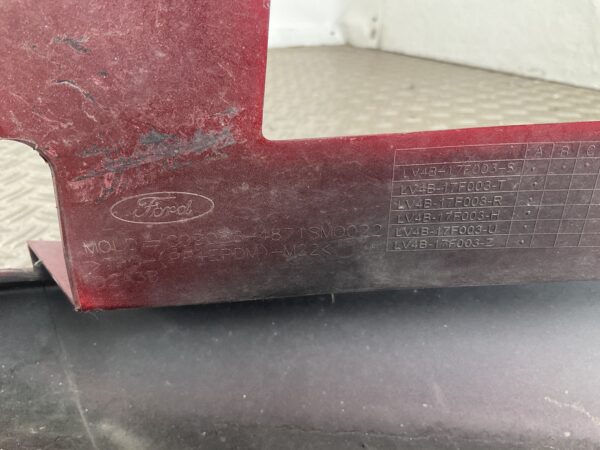 Bumper Ford Kuga Stline ST-Line MK4 19-23 LV4B-17F003-S Voorbumper D5-14881z