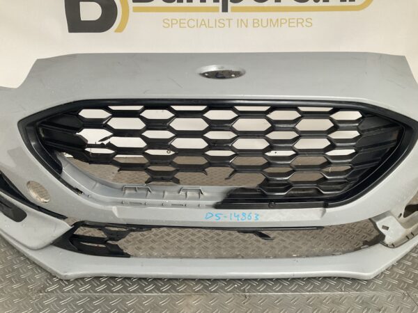 Bumper Ford Puma MK2 L1TB-17K945-A Voorbumper D5-14863z