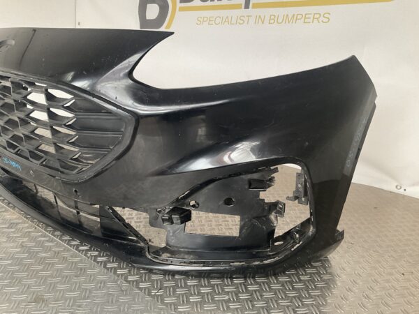 Bumper Ford Kuga MK# Stline ST-Line LV4B-17F003-T Voorbumper D5-14844z