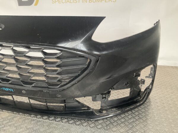 Bumper Ford Kuga MK# Stline ST-Line LV4B-17F003-T Voorbumper D5-14844z