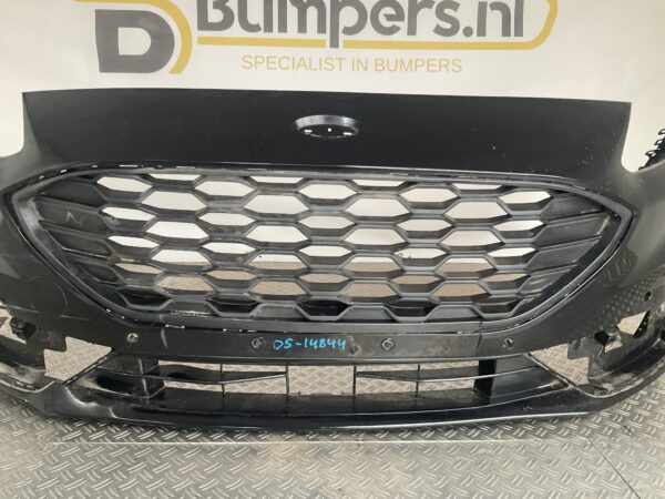 Bumper Ford Kuga MK# Stline ST-Line LV4B-17F003-T Voorbumper D5-14844z
