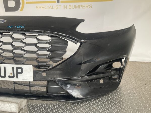 Bumper Ford Kuga MK3 Stline ST-Line LV4B-17D957-H Voorbumper D5-14846z