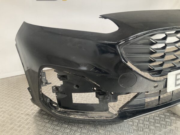Bumper Ford Kuga MK3 Stline ST-Line LV4B-17D957-H Voorbumper D5-14846z