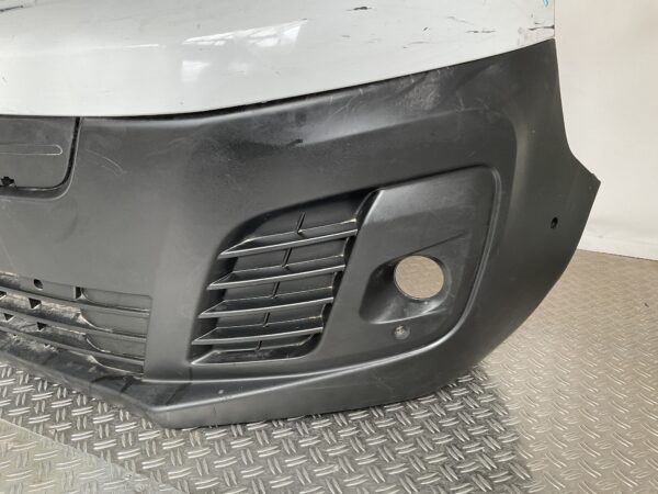 Bumper Opel Vivaro 14-19 9833129877 39201548 Voorbumper 1-G5-14940z