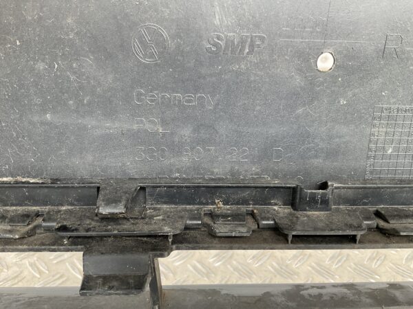 Bumper Volkswagen Passat B8 3G0 Rline R-Line 3G0807221D Voorbumper B8-14932z