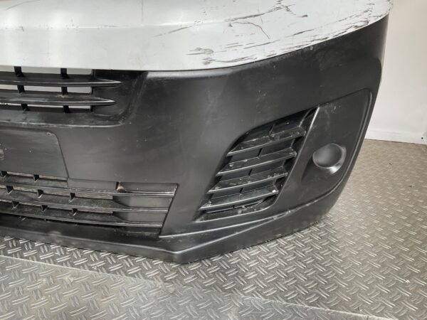 Bumper Opel Vivaro 14-19 9833129877 Voorbumper G5-14956z