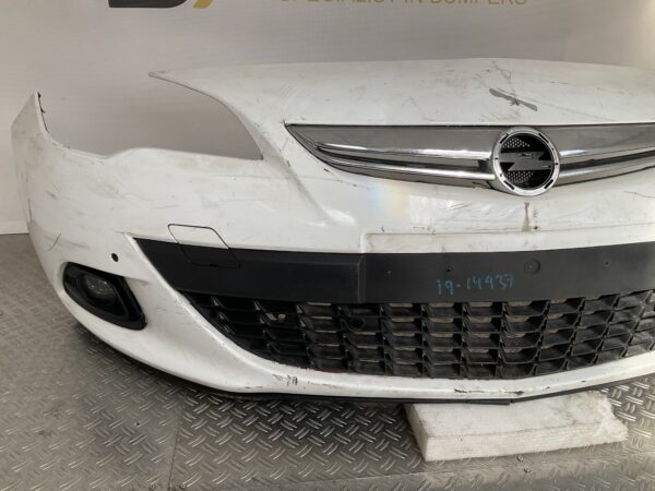 Bumper Opel Astra J 4 2007-2011 13264551 Voorbumper